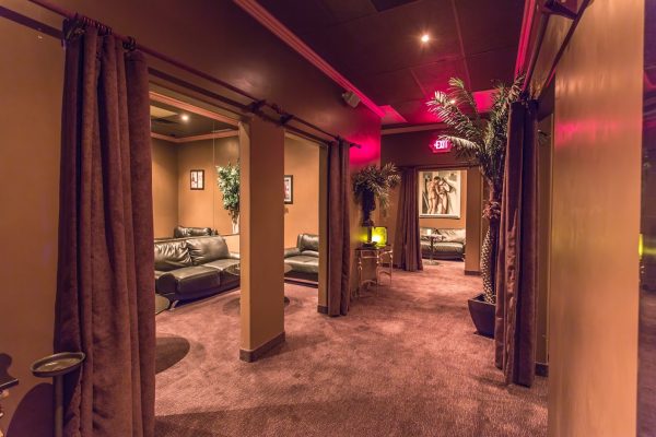 Swanky VIP rooms at Crazy Horse 3